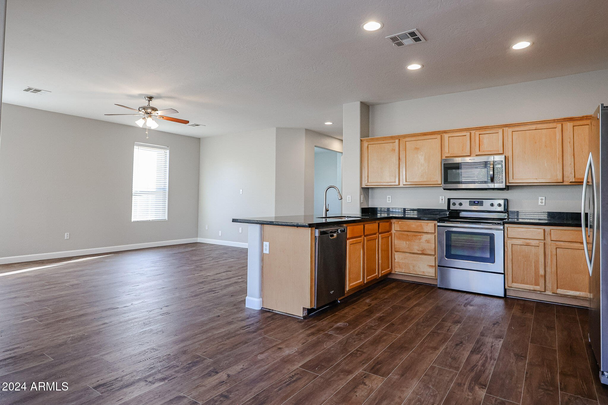 3264 East Los Altos Road Gilbert, AZ 85297 - Photo 24 of 61 kitchen