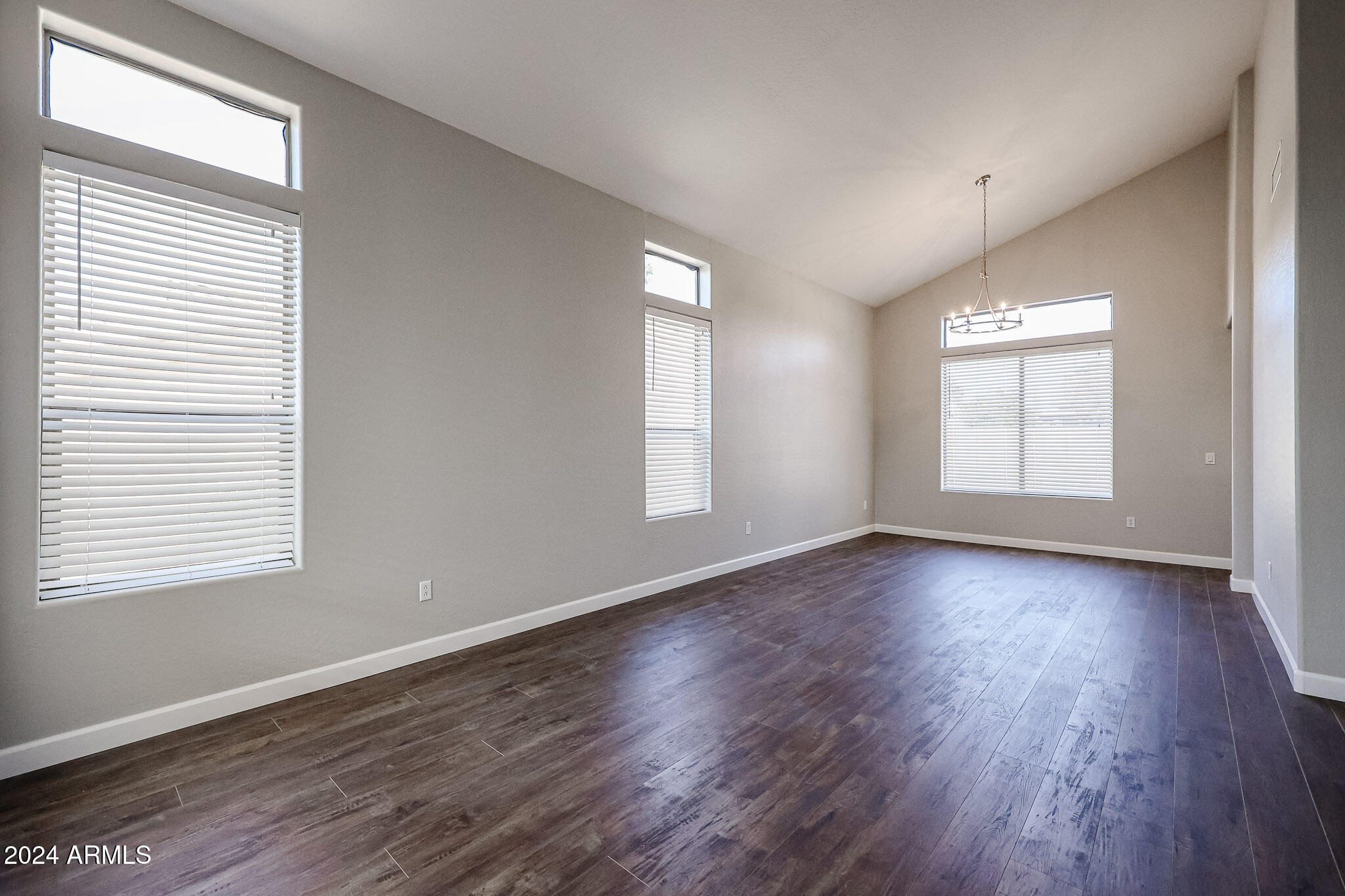 3264 East Los Altos Road Gilbert, AZ 85297 - Photo 9 of 61 living/dining