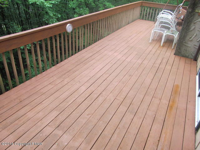 128 Totteridge Road Bushkill, PA 18324 - Photo 22 of 25 22-Rear Deck2