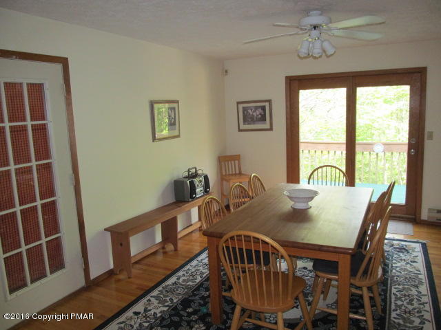 128 Totteridge Road Bushkill, PA 18324 - Photo 4 of 25 3-Dining Room