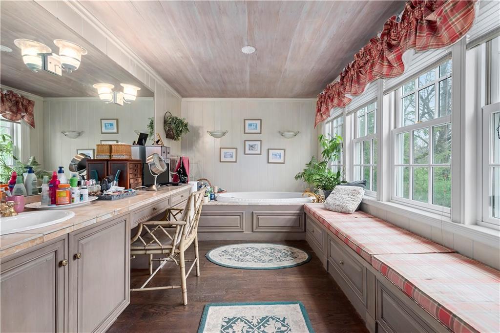 315 Old Mill Road Pittsburgh, PA 15238 - Photo 23 of 47 Dual owner suite bathrooms