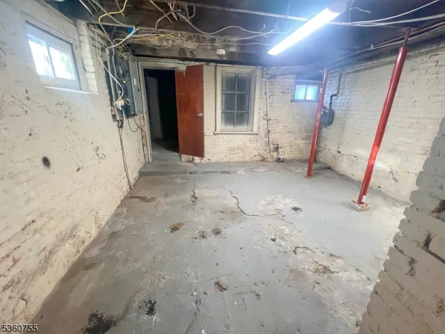 a view of a storage & utility room