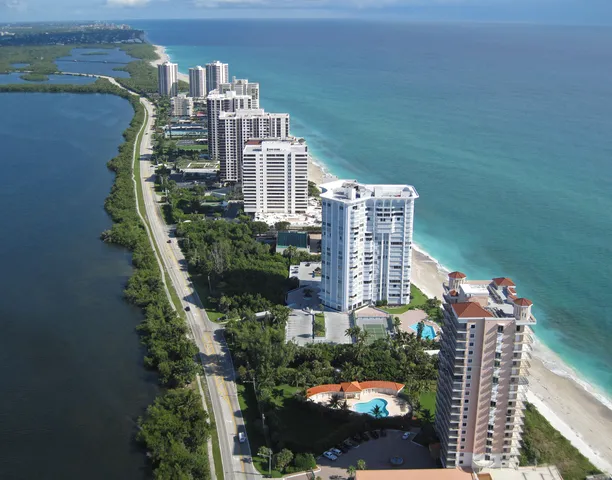 $2,399,000 | 3800 North Ocean Drive, Unit 1450, Singer Island, FL 33404