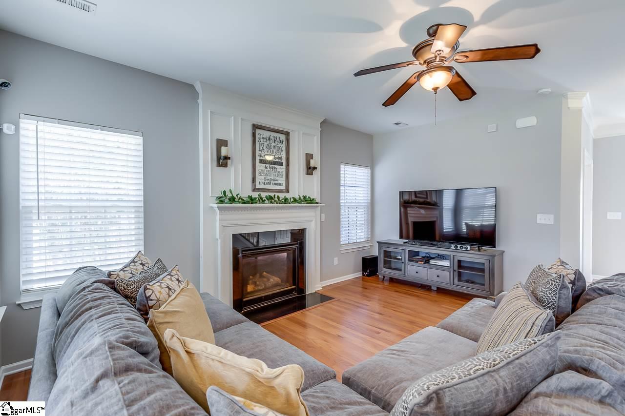 328 Amberleaf Way Simpsonville, SC 29681 - Photo 8 of 36 Gallery Image 8
