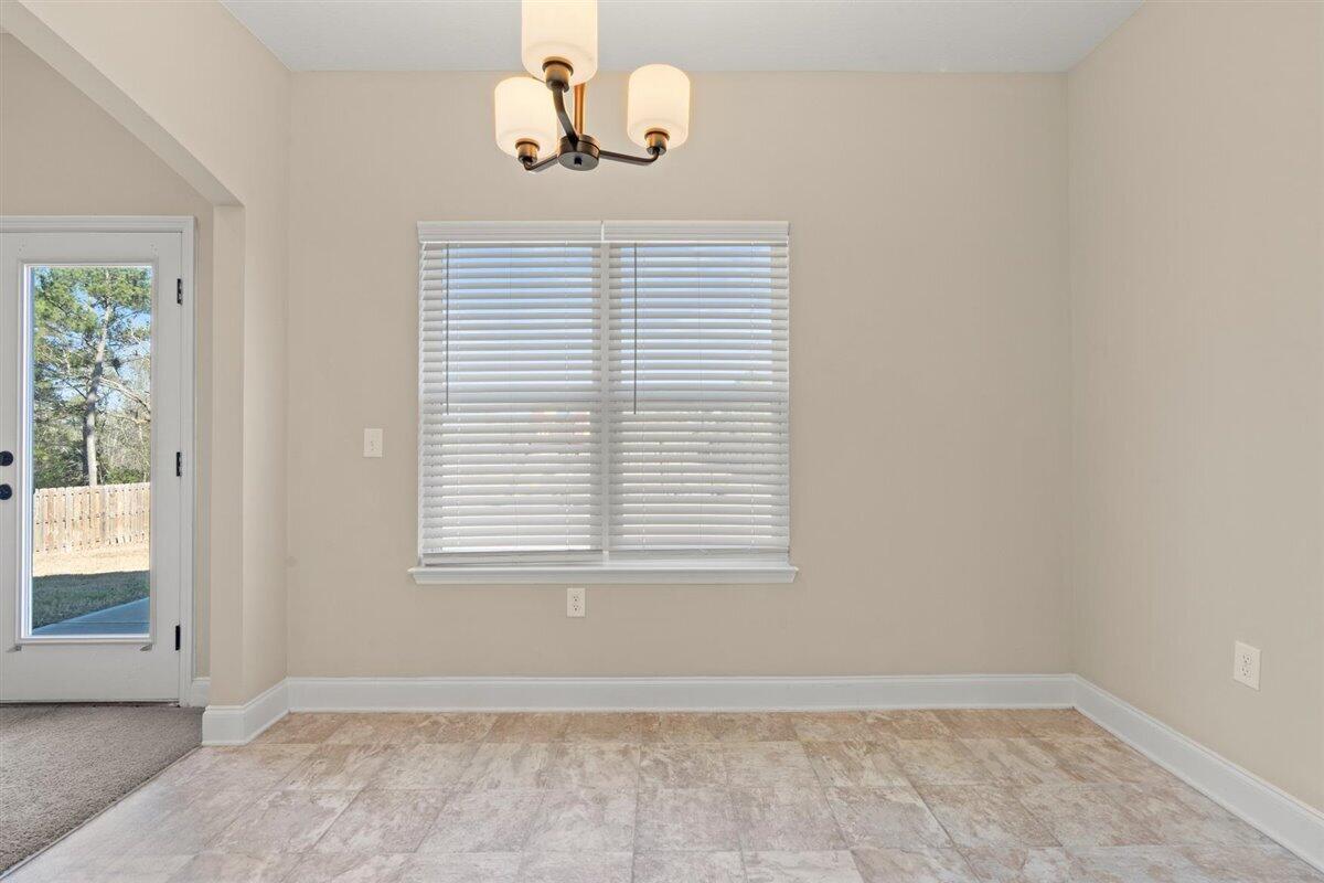 129 Macedonia Road North Augusta, SC 29860 - Photo 11 of 36 11-Breakfast Area