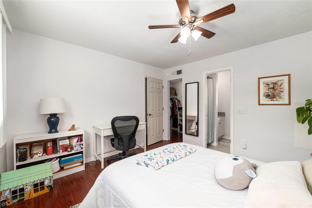 2508 Southwest 35th Place, Unit 34 Gainesville, FL 32608 - Photo 26 of 37