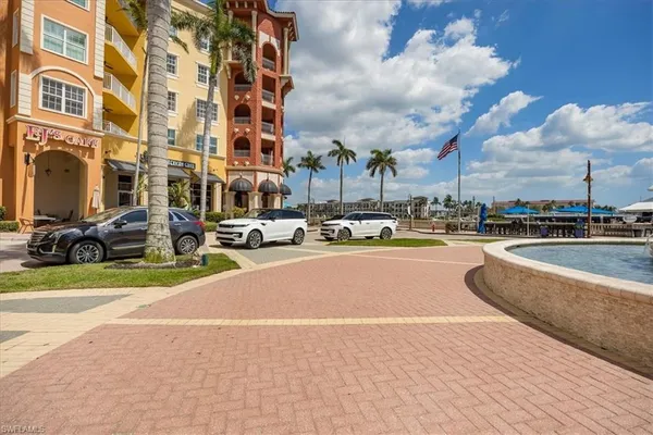 $3,000 | 410 Bayfront Place, Unit 2309, Naples, FL 34102