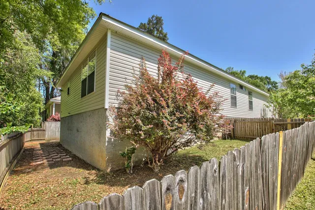 $1,650 | 2665 Fairmount Lane, Tallahassee, FL 32308