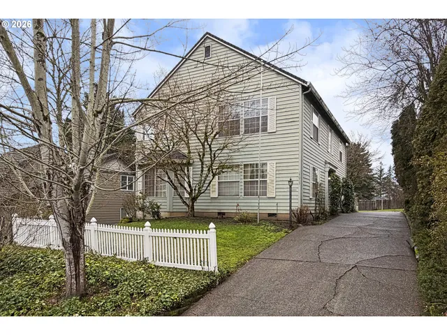 $590,000 | 17915 Monticello Drive, Gladstone, OR 97027