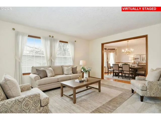 $590,000 | 17915 Monticello Drive, Gladstone, OR 97027