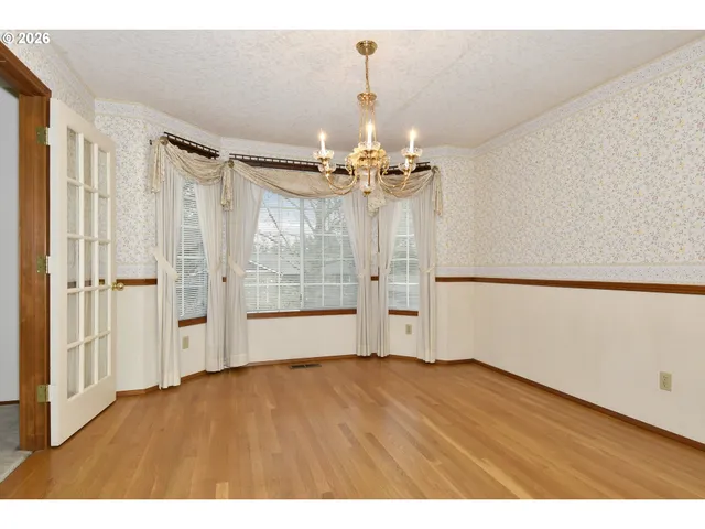 $590,000 | 17915 Monticello Drive, Gladstone, OR 97027