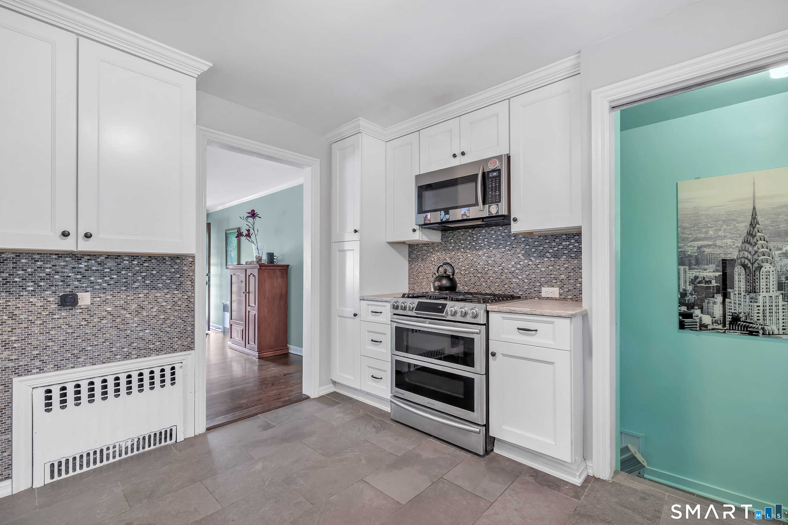 383 High Ridge Road Fairfield, CT 06825 - Photo 16 of 40 Gallery Image 16