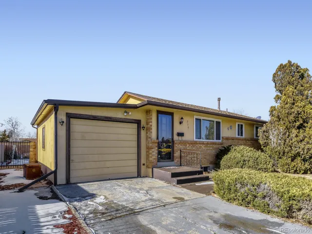 $425,000 | 359 North 16th Avenue, Brighton, CO 80601