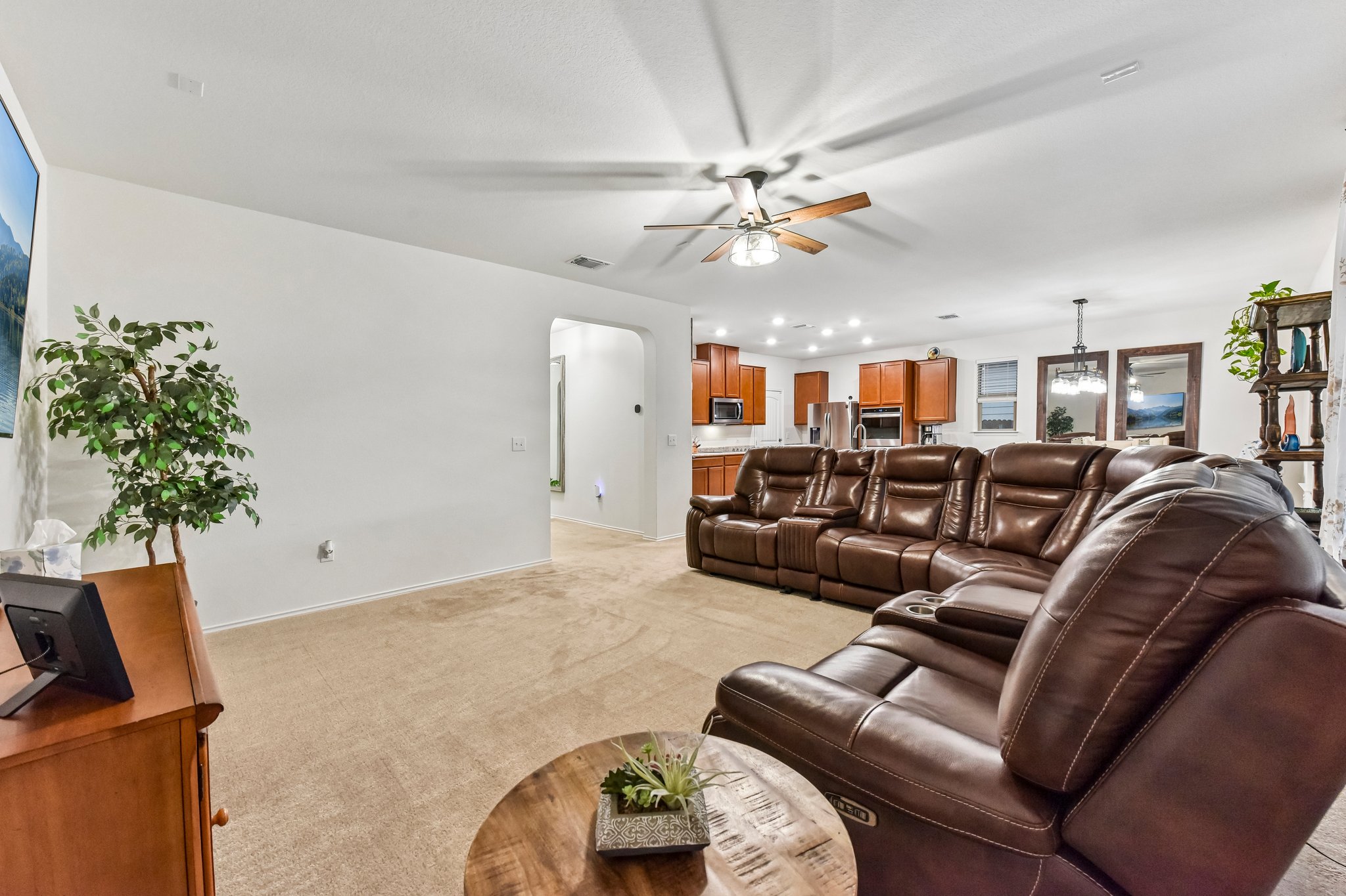 1614 Dragonfly Loop Bastrop, TX 78602 - Photo 3 of 18