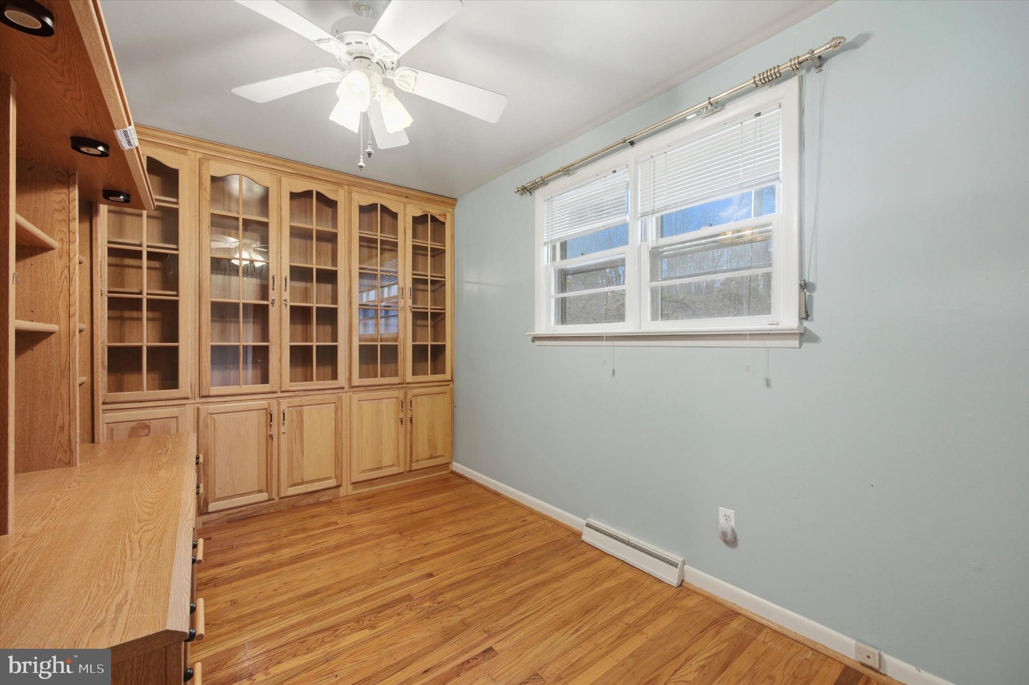 129 Locksley Road Glen Mills, PA 19342 - Photo 19 of 36 a view of a house with wooden floor and windows