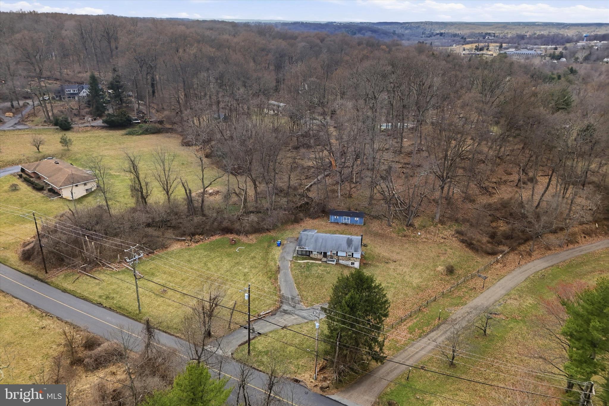 129 Locksley Road Glen Mills, PA 19342 - Photo 29 of 36