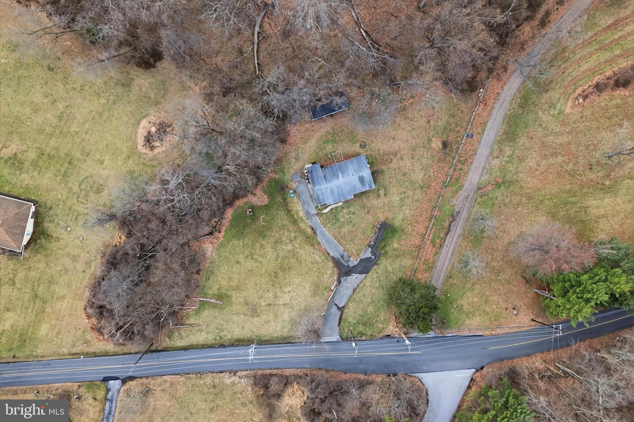 129 Locksley Road Glen Mills, PA 19342 - Photo 32 of 36