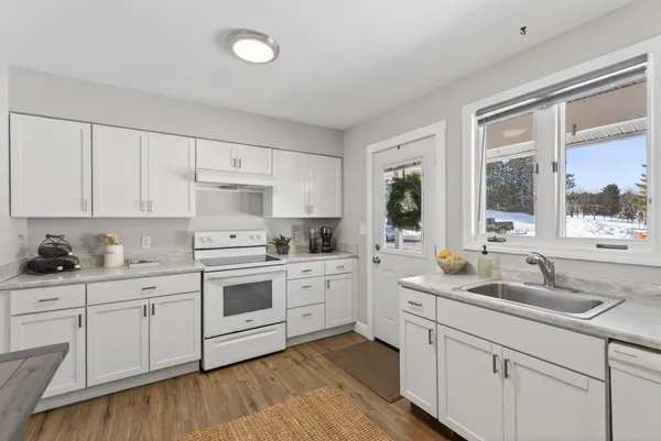 $435,000 | 224 Congress Circle, Topsham, ME 04086