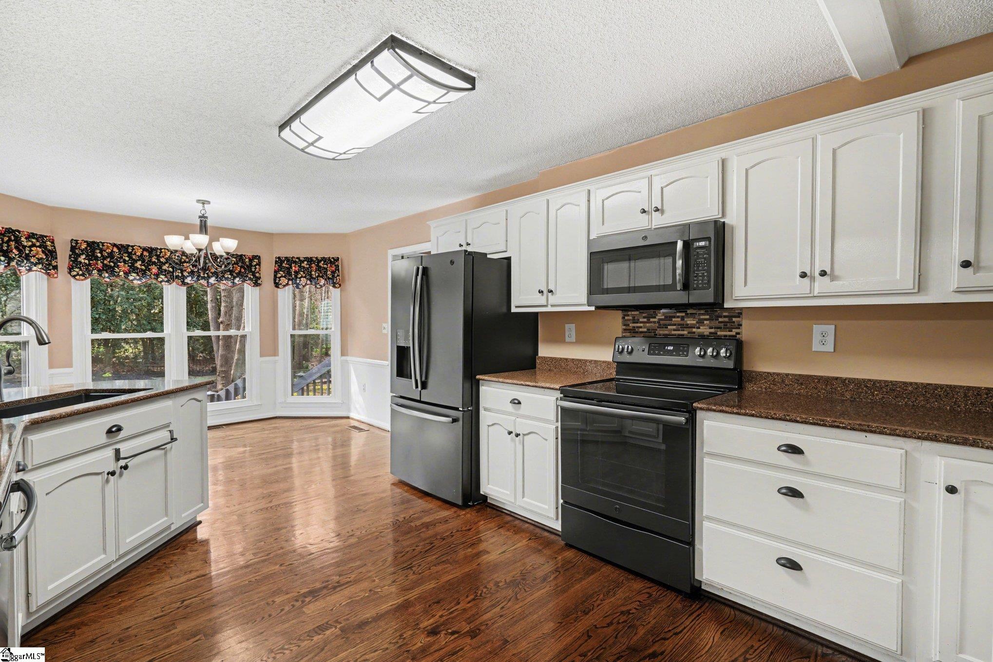 605 Shadow Oaks Drive Easley, SC 29642 - Photo 13 of 38