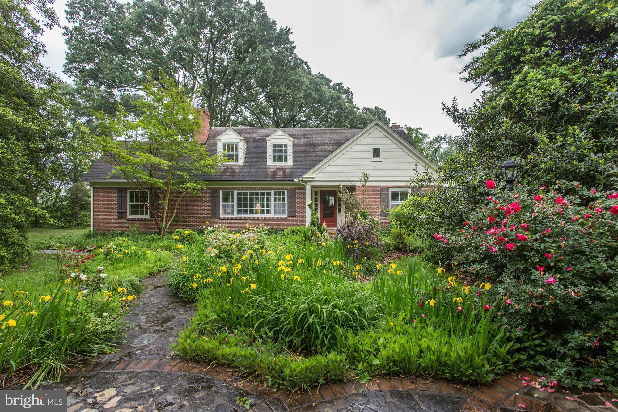 1809 Hudson Road Cambridge, MD 21613 - Photo 1 of 30 Exterior (Front)