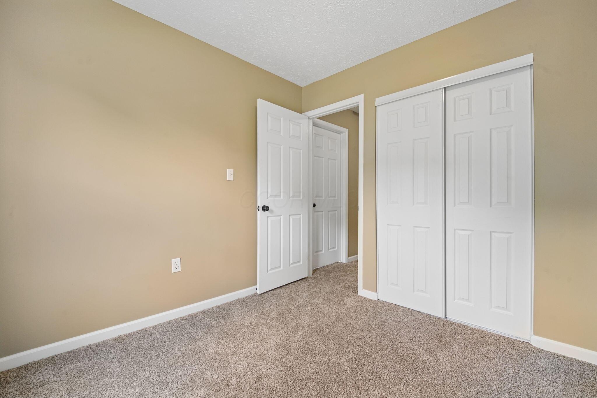 4909 Dunlap Road Columbus, OH 43229 - Photo 20 of 38 20-web-or-mls-4909-dunlap-rd