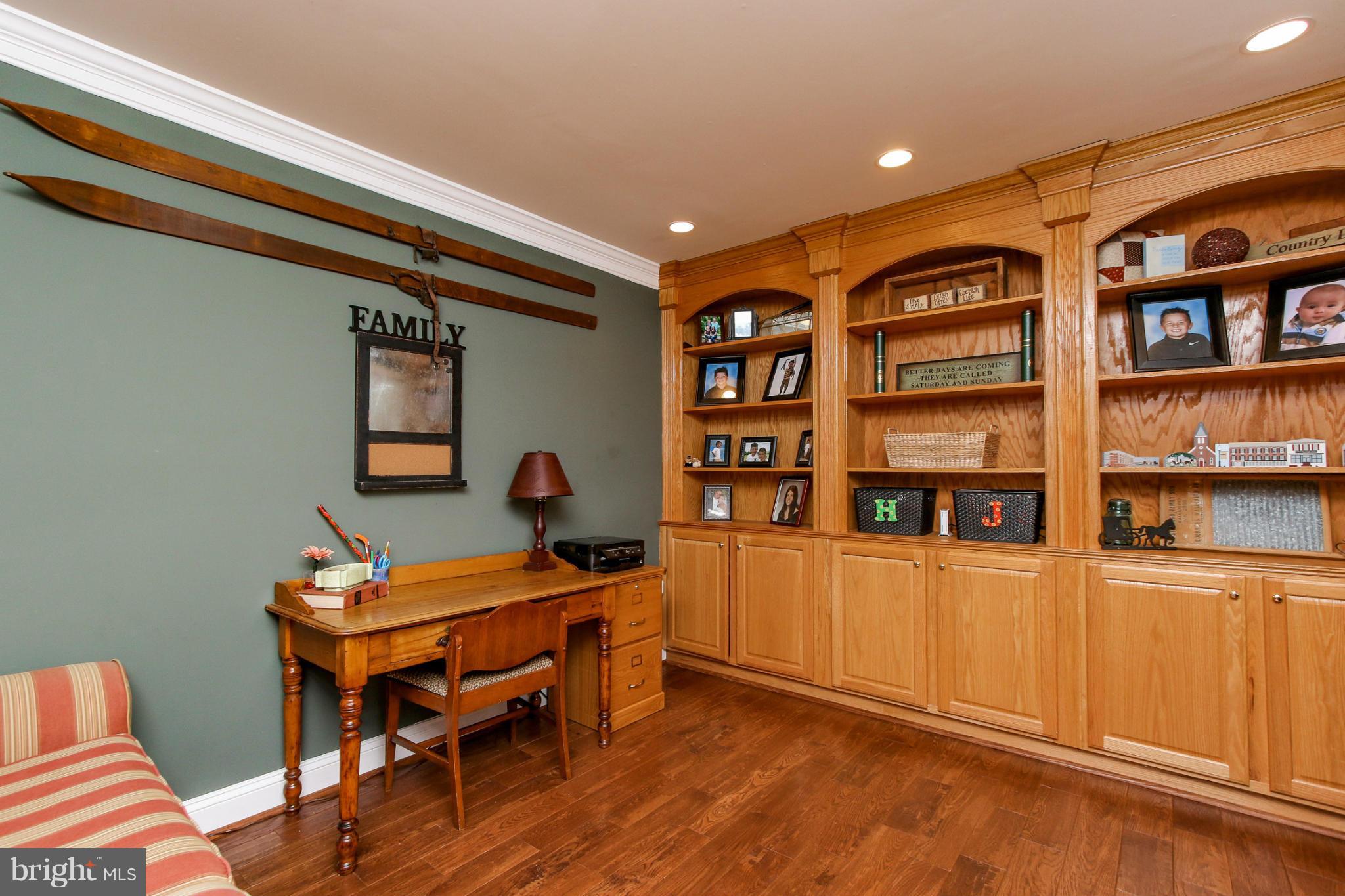 1940 Long Corner Road Mount Airy, MD 21771 - Photo 5 of 30 Interior (General)