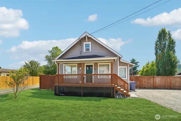 $520,000 | 221 3rd Avenue Northwest, Pacific, WA 98047