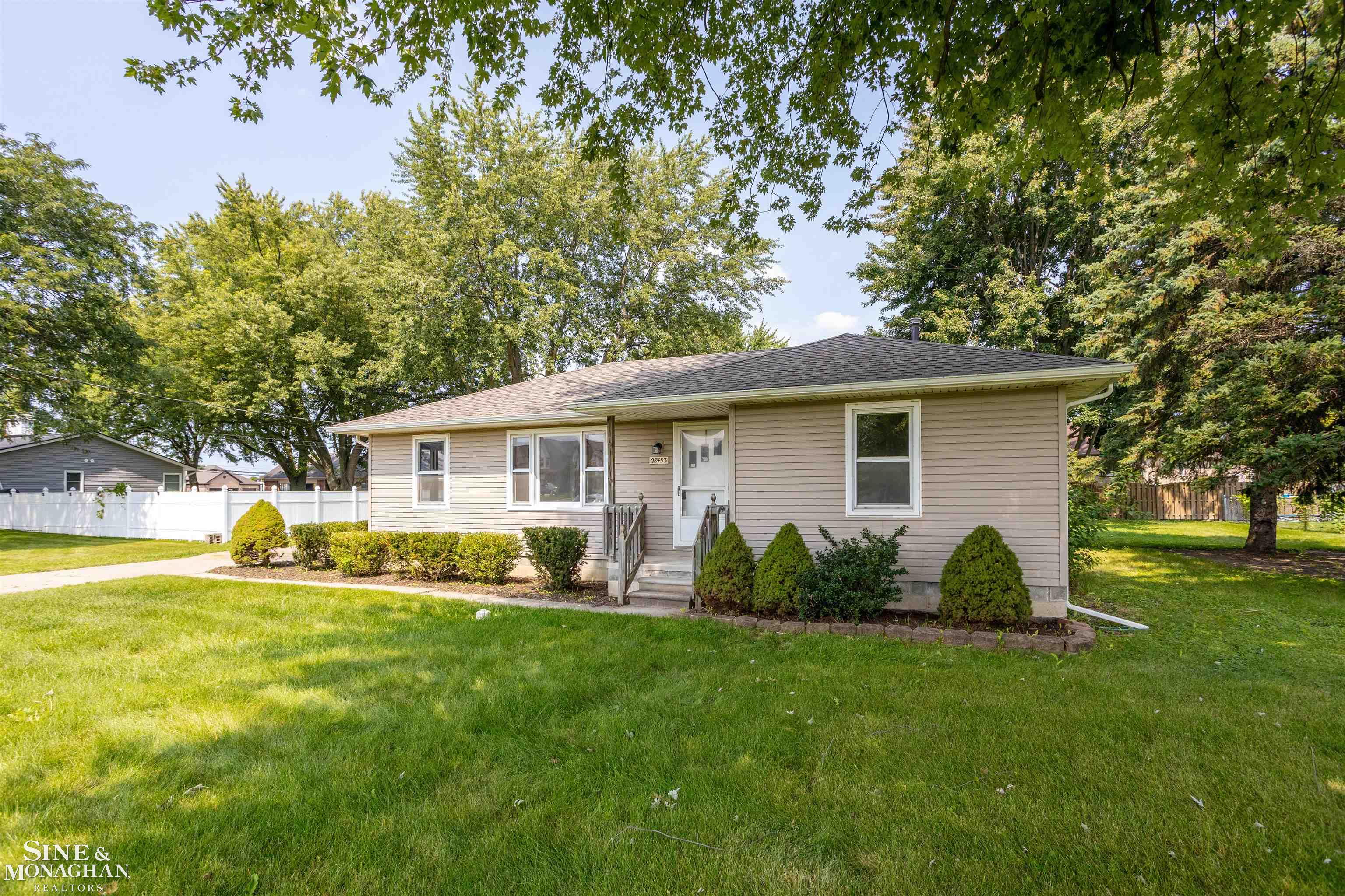 28453 Cotton Road New Baltimore, MI 48047 - Photo 27 of 36 50152171-7e326a2d-bd22-4679-bca4-4d4fce5f4e93.JPG