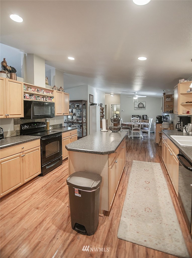 255 Turk Road Longview, WA 98632 - Photo 17 of 40