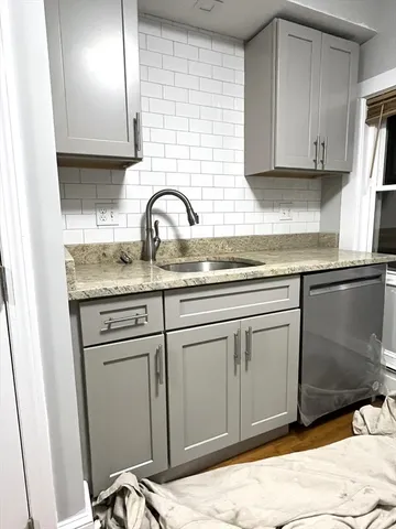 $1,699 | 75 Irving Street, Unit B, Millis, MA 02054