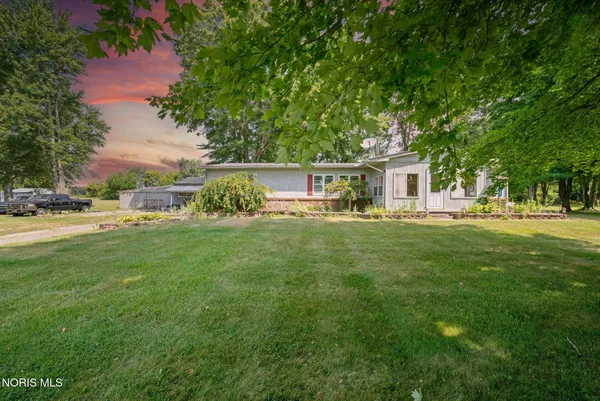 $239,900 | 3184 County Road V, Liberty Center, OH 43532