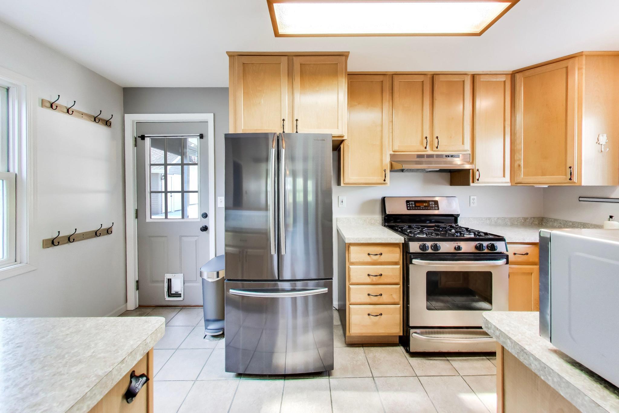 335 Howard Street Walworth, WI 53184 - Photo 9 of 20 Kitchen