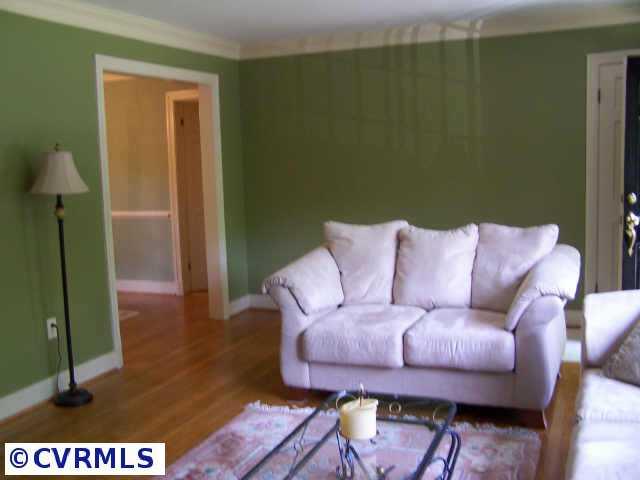 8327 Abbey Road Richmond, VA 23235 - Photo 3 of 6 Gallery Image 3