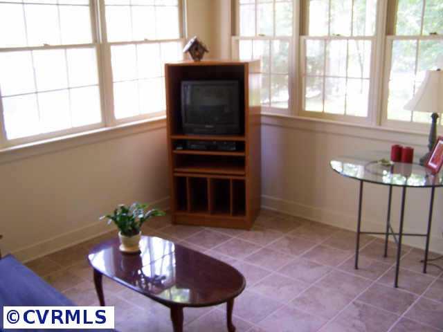 8327 Abbey Road Richmond, VA 23235 - Photo 6 of 6 Gallery Image 6