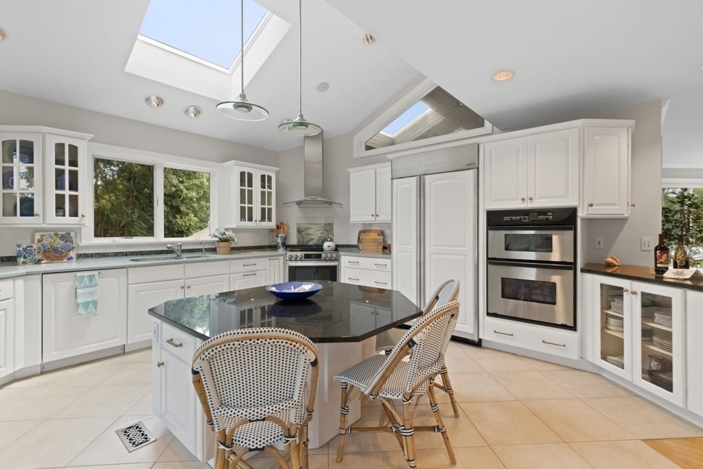 184 Quanset Road Orleans, MA 02653 - Photo 13 of 40 Gallery Image 13