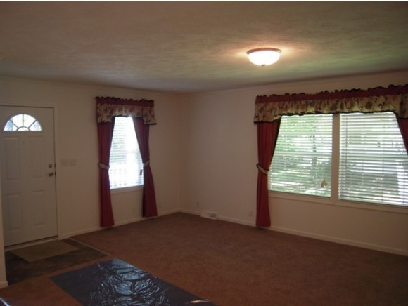 2196-18 Sanford Road Wells, ME 04090 - Photo 4 of 19 Gallery Image 4