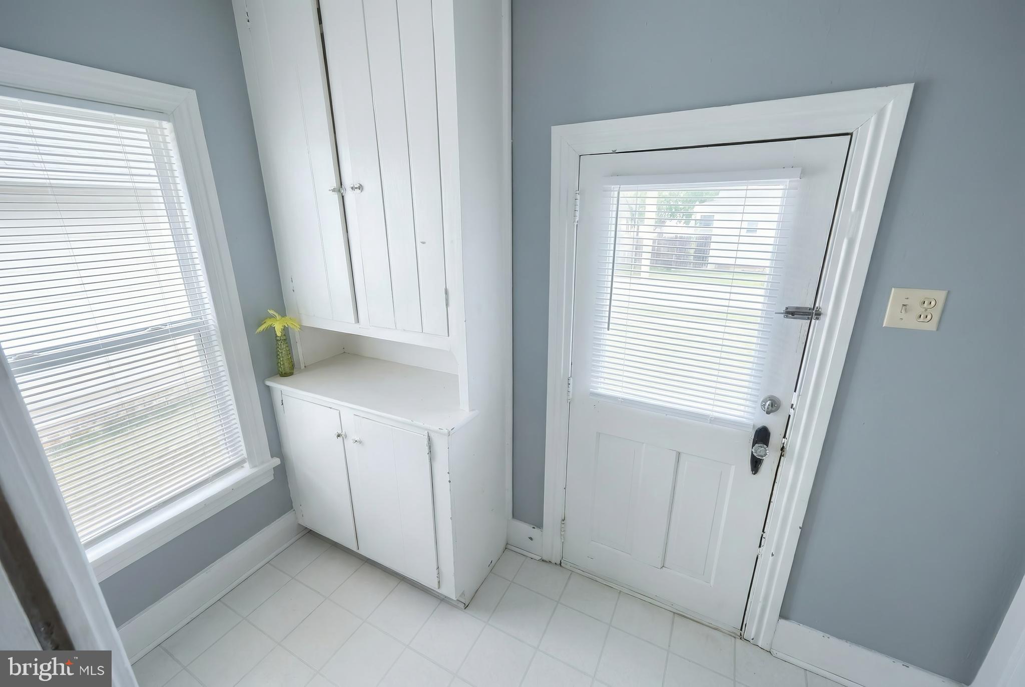 117 Baltimore Street Hanover, PA 17331 - Photo 15 of 37 a view of an entryway with a window