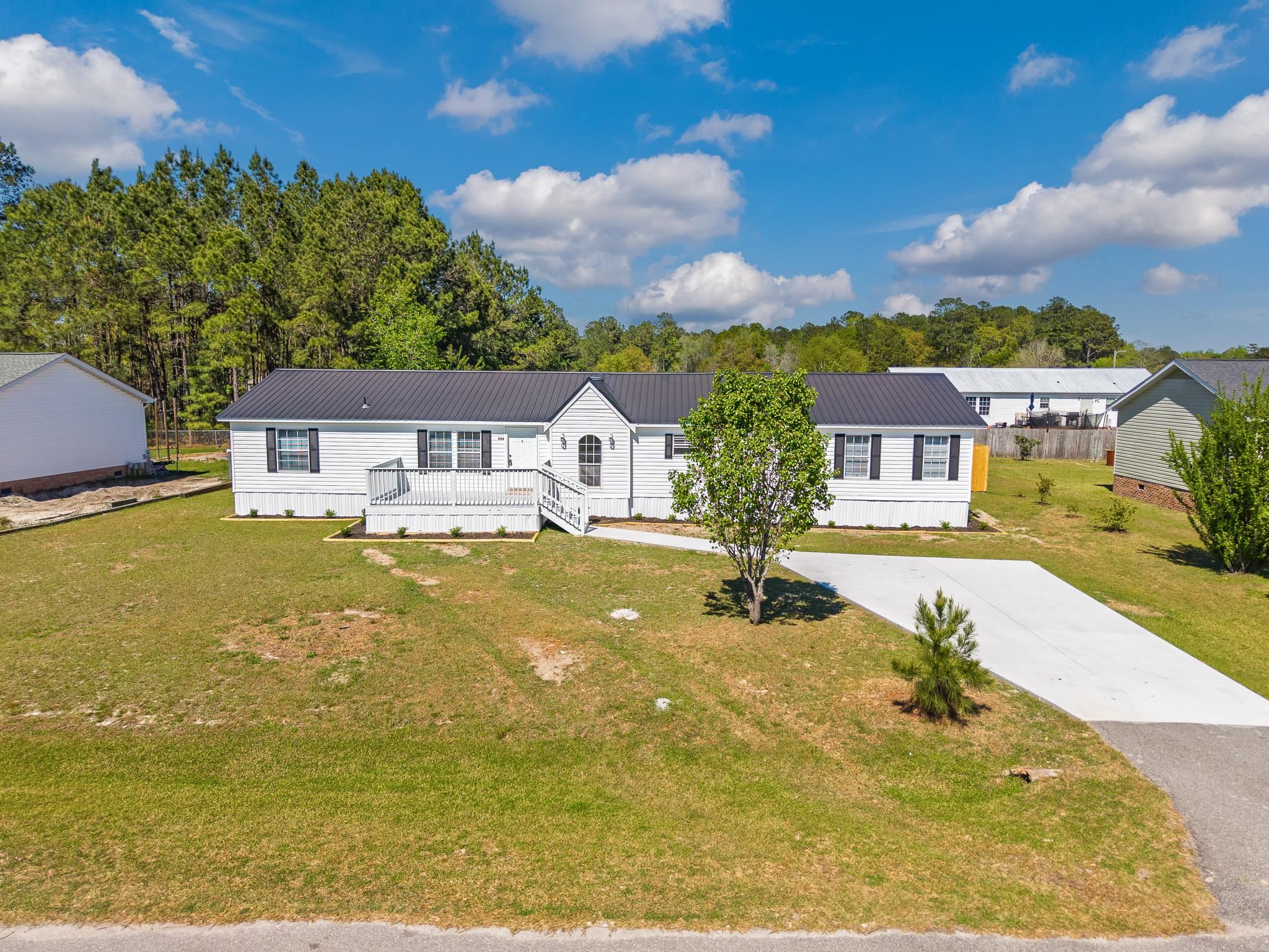 1104 Merrimac Drive Conway, SC 29527 - Photo 3 of 43