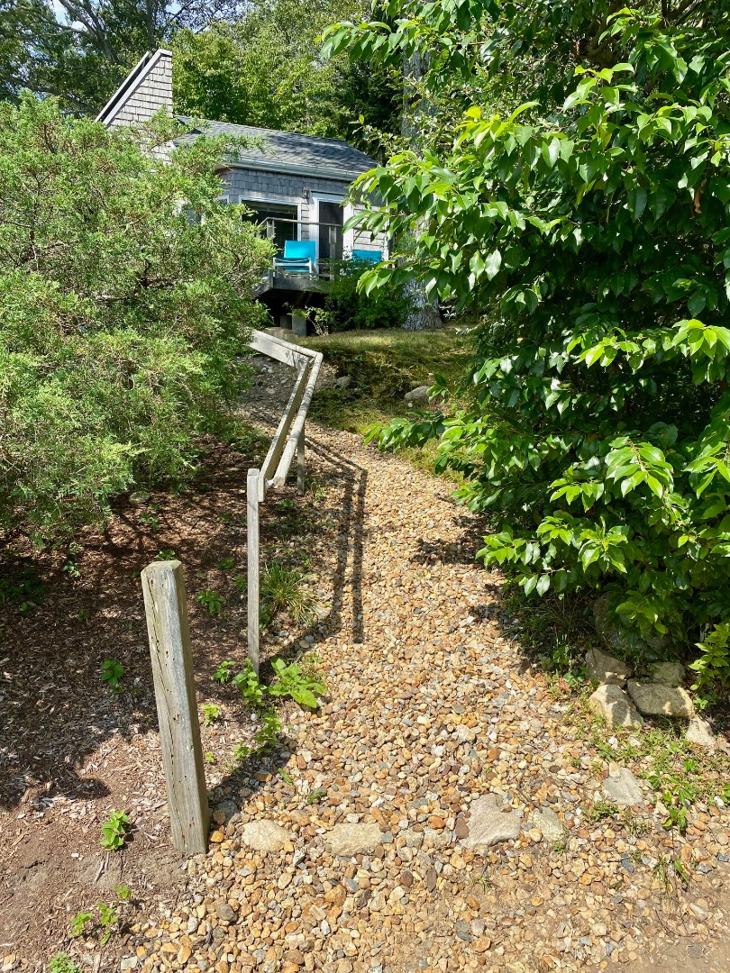 126 Border Road Vineyard Haven, MA 02568 - Photo 12 of 31 Gallery Image 12