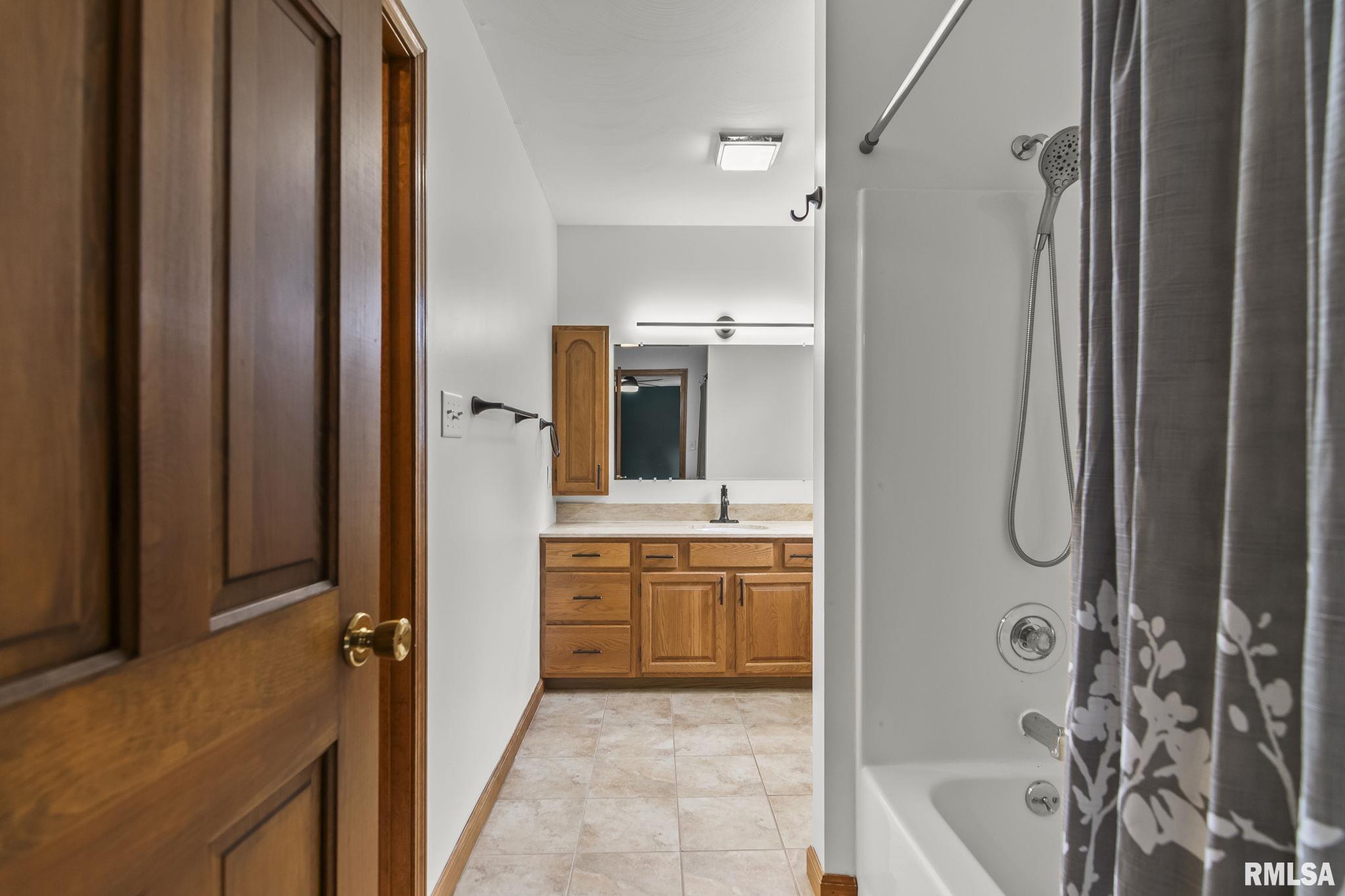 30 Skyview Drive Springfield, IL 62702 - Photo 28 of 53