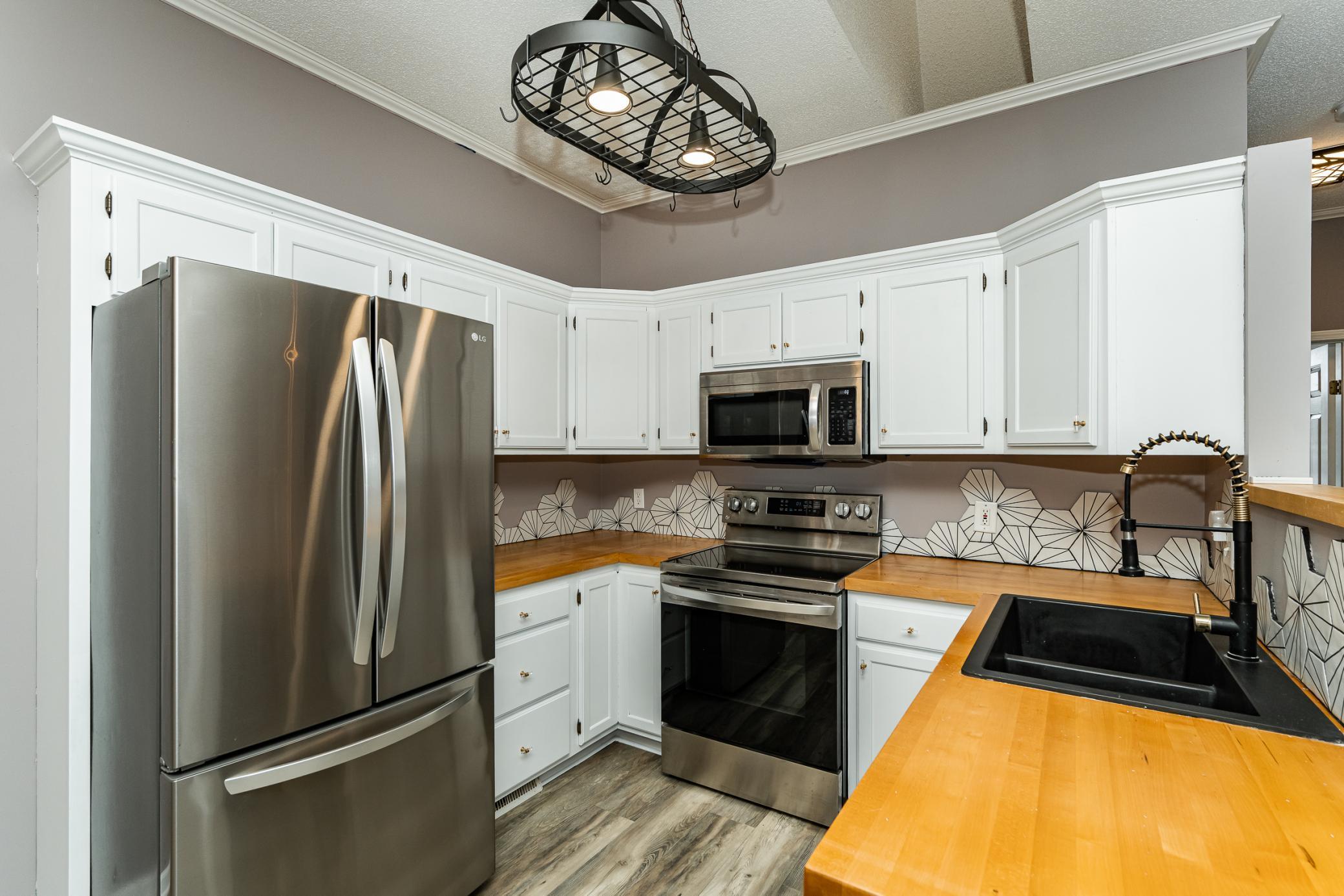 1935 Cabernet Lane Northwest Rochester, MN 55901 - Photo 11 of 22