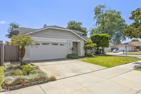 $879,000 | 2730 Oarfish Lane, Oxnard, CA 93035