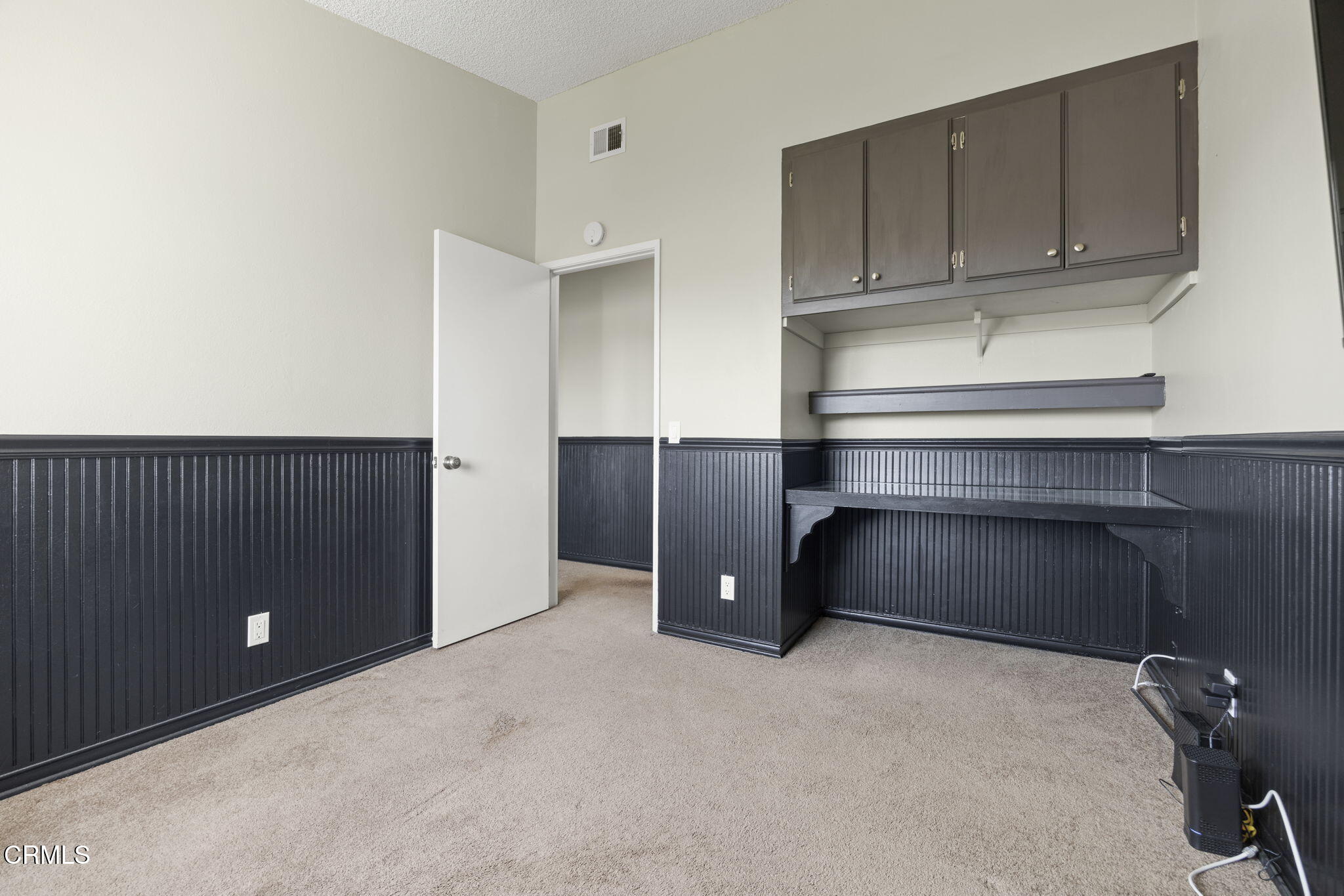 2730 Oarfish Lane Oxnard, CA 93035 - Photo 28 of 49 a view of cabinets