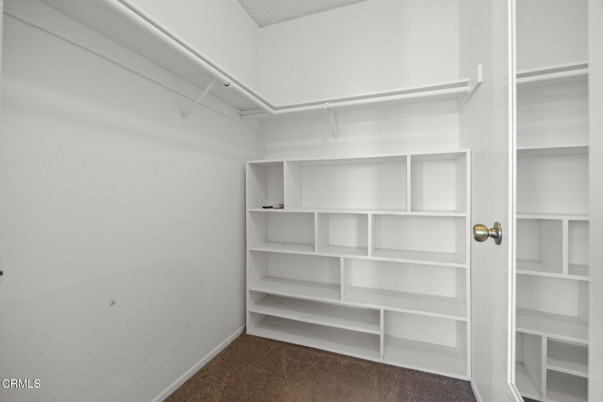 2730 Oarfish Lane Oxnard, CA 93035 - Photo 30 of 49 36-web-or-mls-Upmarketmedia_2730Oar-129