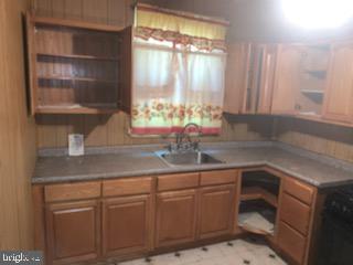 6027 Walnut Street Philadelphia, PA 19139 - Photo 2 of 15