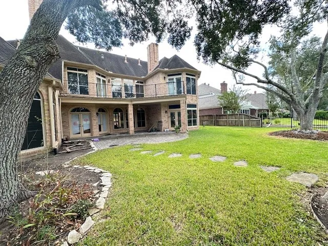 $938,000 | 4002 Colony Oaks Drive, Sugar Land, TX 77479