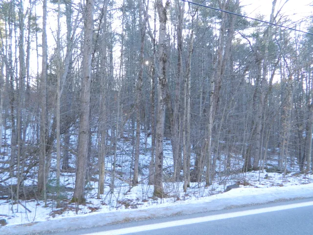 $90,000 | R6-41-s3 Railroad Avenue, Springvale, ME 04083