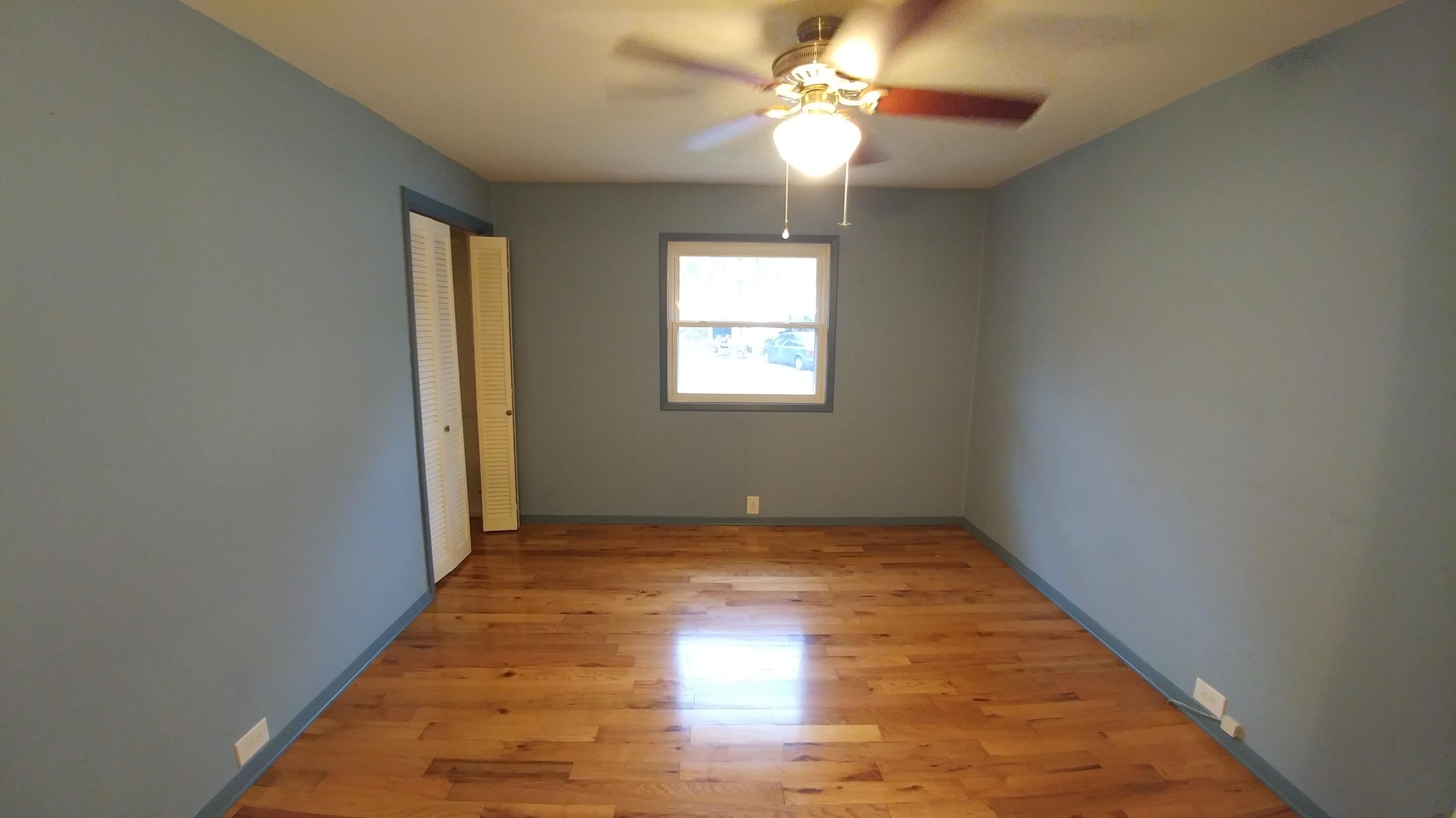 111 Taylor Road Oak Ridge, TN 37830 - Photo 10 of 22 1205181041_HDR