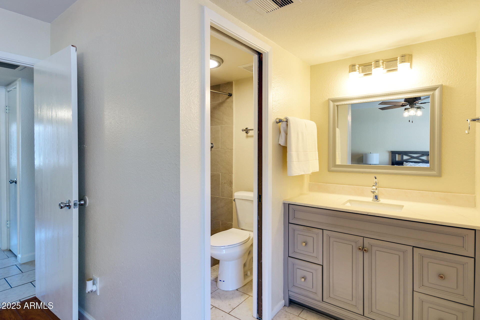 926 North Date Mesa, AZ 85201 - Photo 17 of 20 10