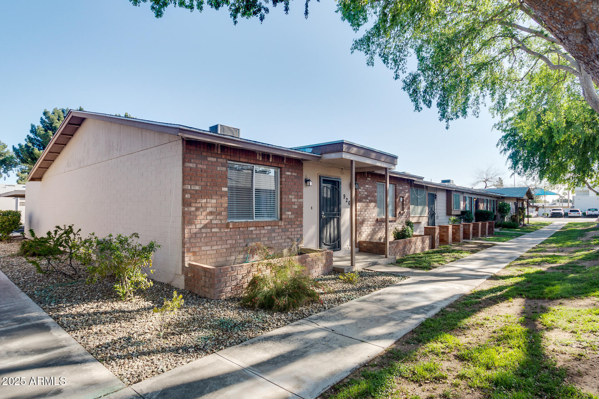 926 North Date Mesa, AZ 85201 - Photo 2 of 20 926Date-001